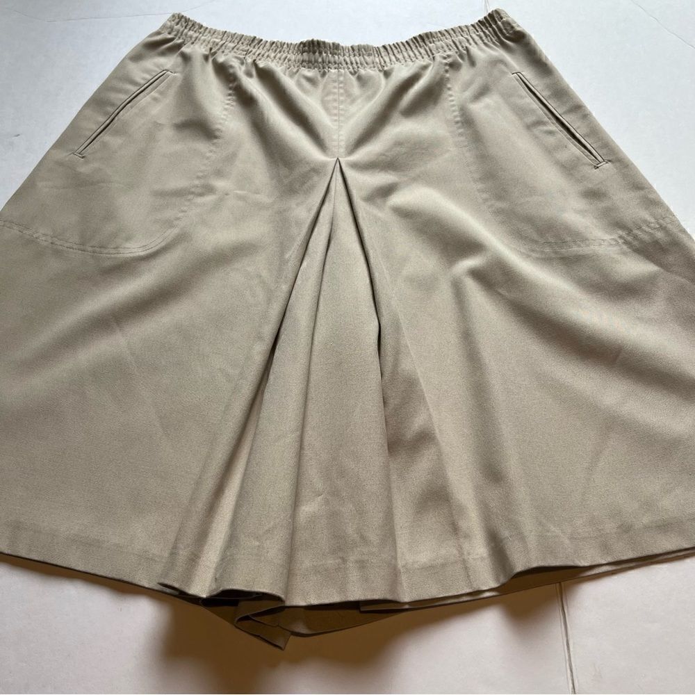 Koret Women's Vintage Culottes Light Tan Size 14 High rise
